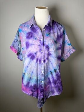 Tie-Dye Short Sleeve Button-Up Shirt - Purple Multicolor